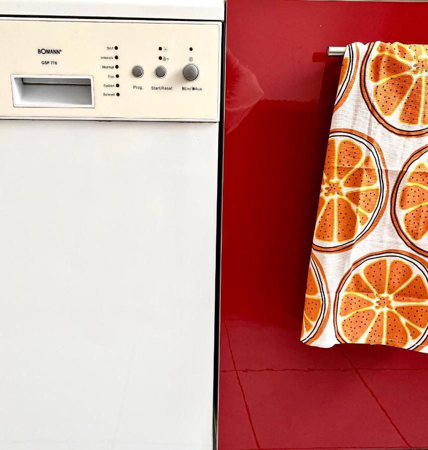 Stay In Aux, Feel At Home ! 2 Room Apartment Central Incl All You Need For 4 Person, 24H Check In, Pkw Parking Only Augsburg Eksteriør bilde
